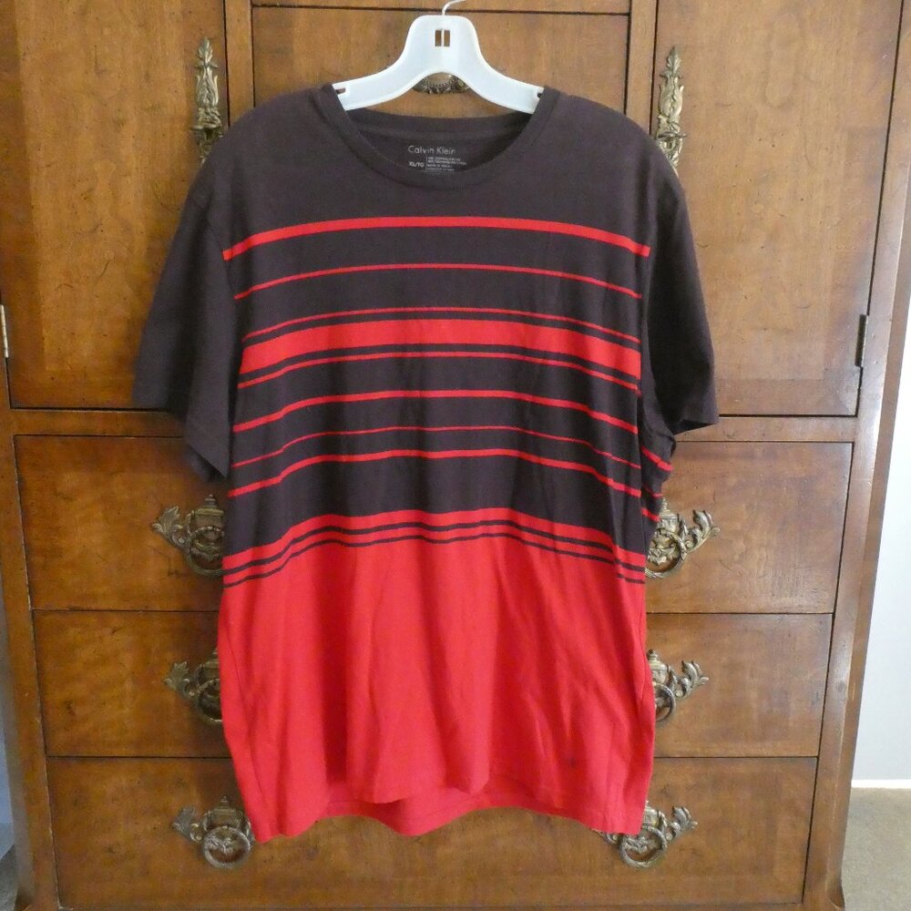 Calvin Klein Men's Short Sleeve T-Shirt Size XL